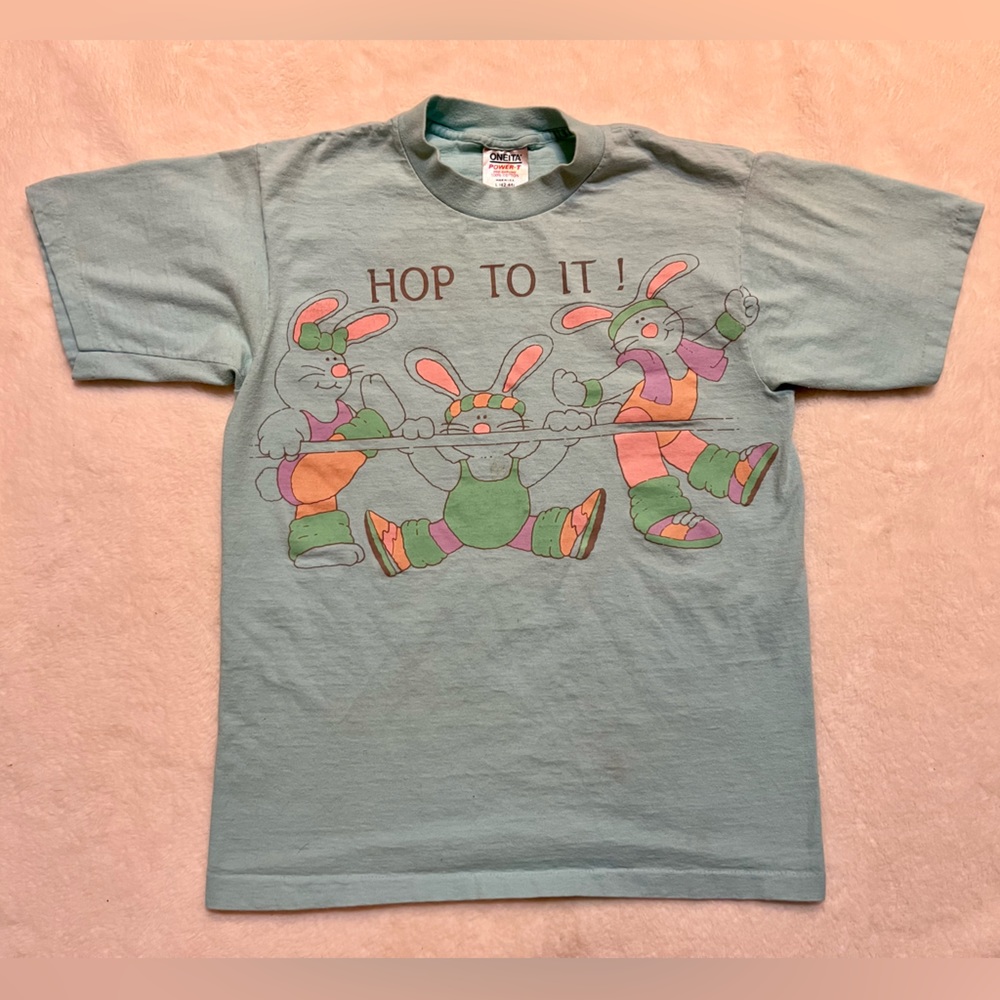 VINTAGE SINGLE STITCH EASTER TEE SHIRT 🐣 HOP TO IT ✨